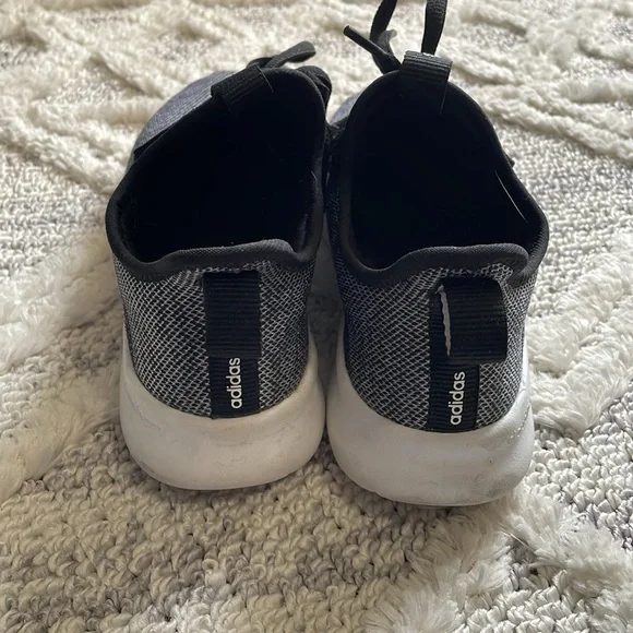 Adidas women cloudfoam sneakers - Picture 2 of 7